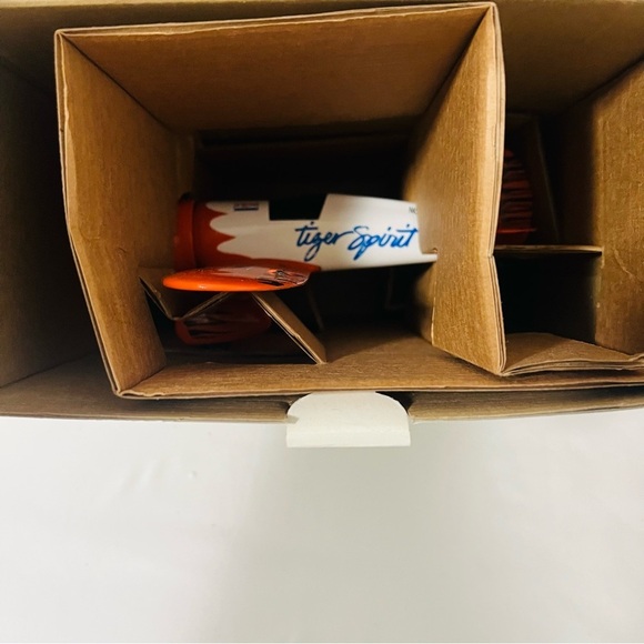 EXXON "Tiger Spirit" 1929 Die Cast Metal Travel Air Airplane Bank Collectors - Picture 7 of 7